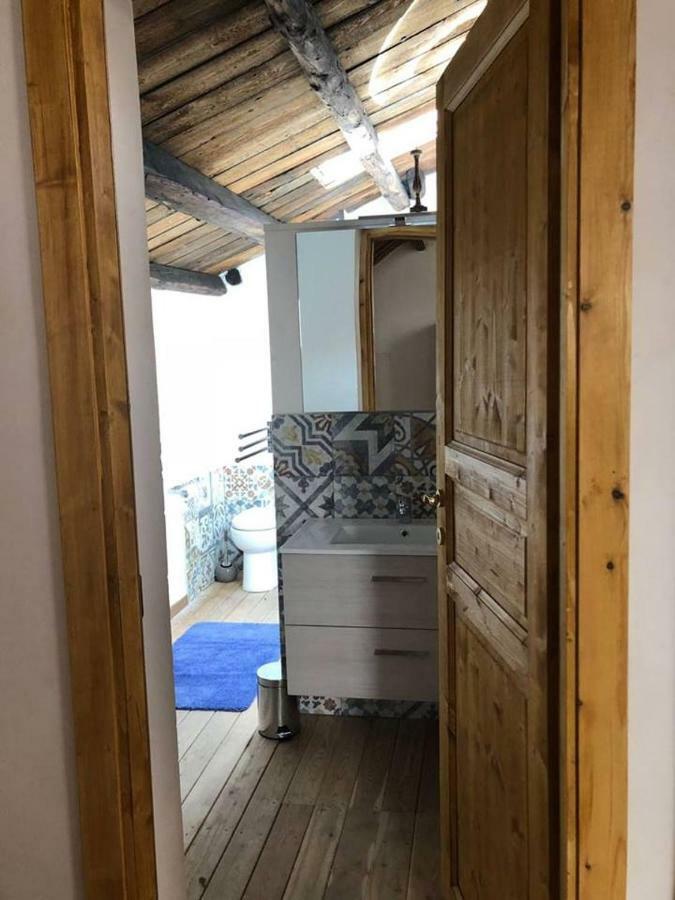 Appartamento Mansardato Nel Cuore Di Palermo - Accesso Terrazza Ngoại thất bức ảnh
